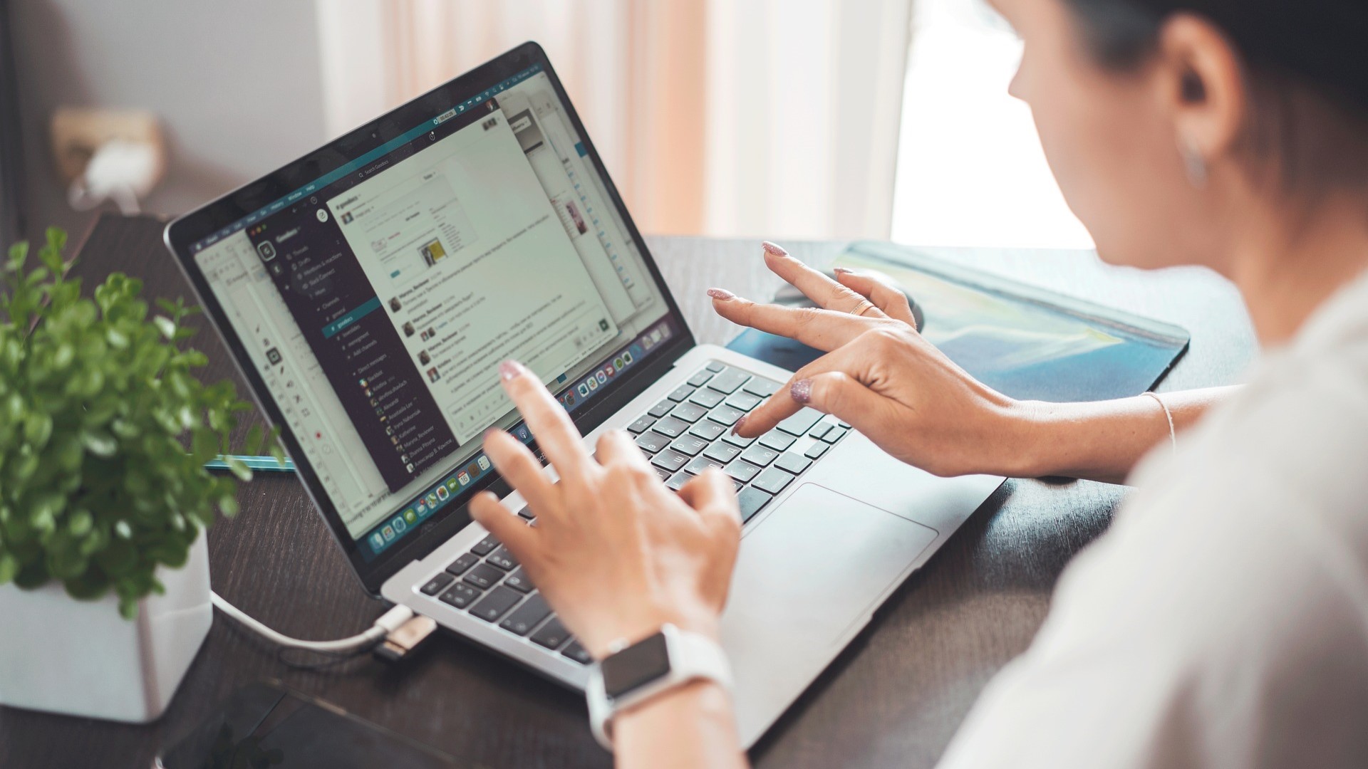 Best Jobs for Digital Nomads: 12 High-Demand Fields in 2024